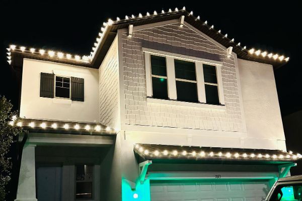 Christmas Lighting Service Company Near Me in Riverview FL 12