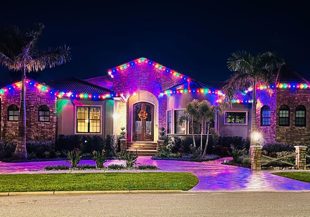 Christmas Lighting Service Company Near Me in Riverview FL 5