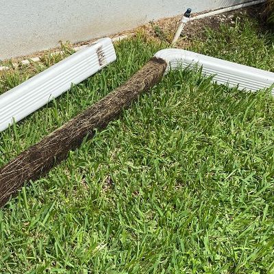 Gutter Cleaning Service Company Near Me in Riverview FL 36