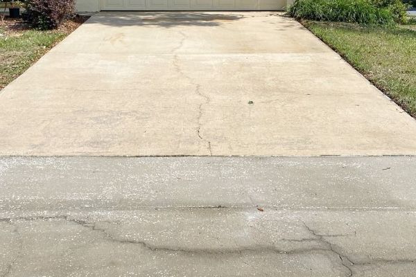 Power Washing Service Company Near Me in Riverview FL 44